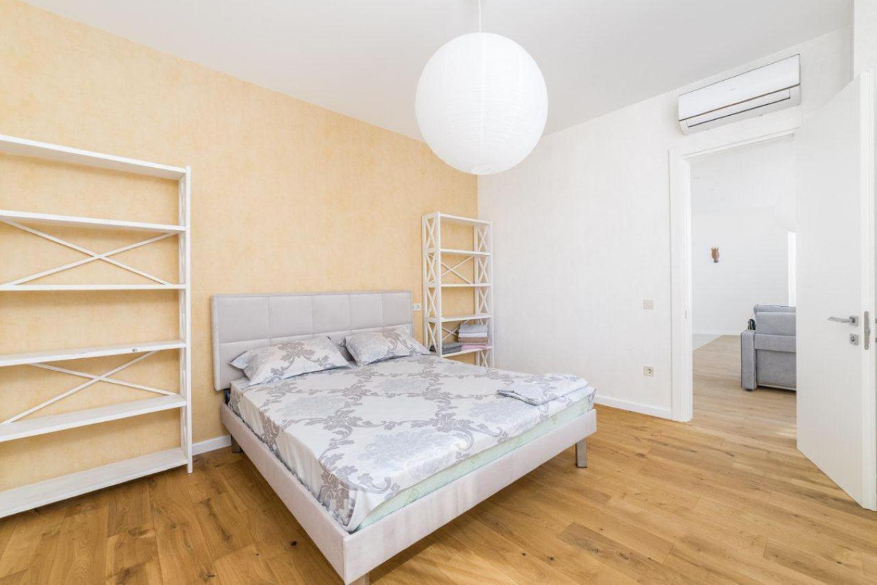Gagarin Plaza Design Apartment オデッサ エクステリア 写真
